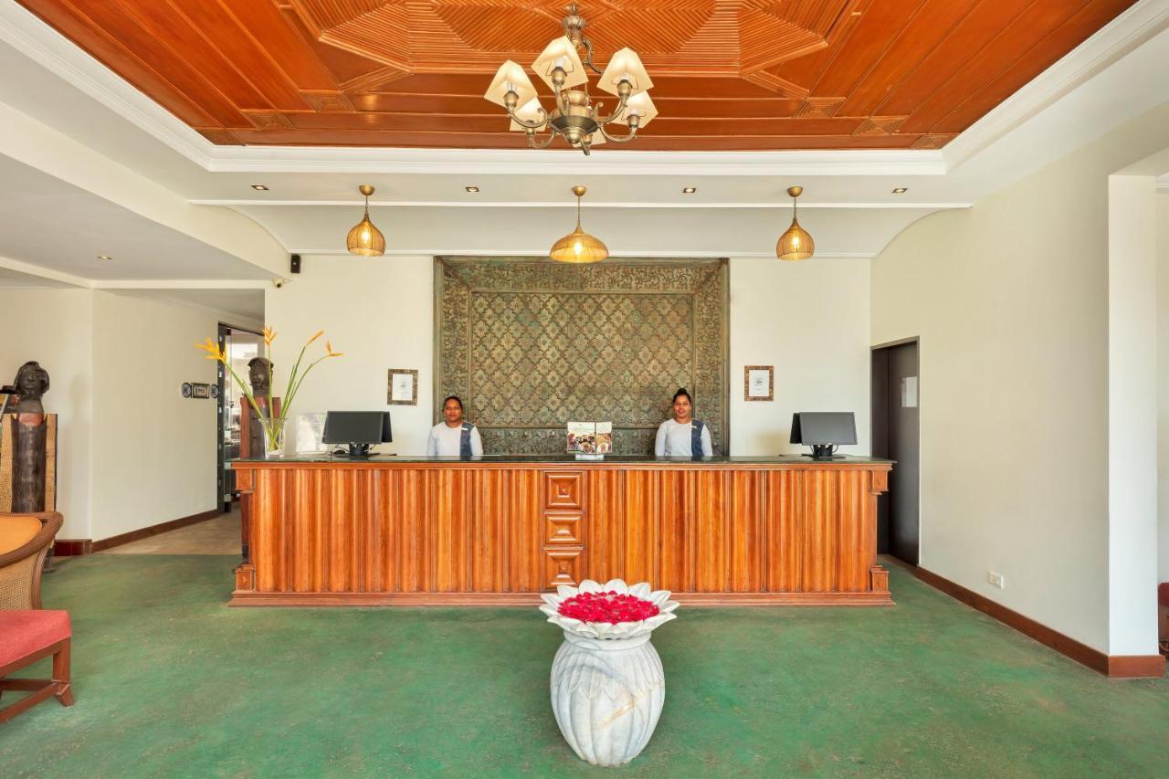 คลับ มหินทรา อคาเซีย ปาล์ม Hotel โคลวา ภายนอก รูปภาพ