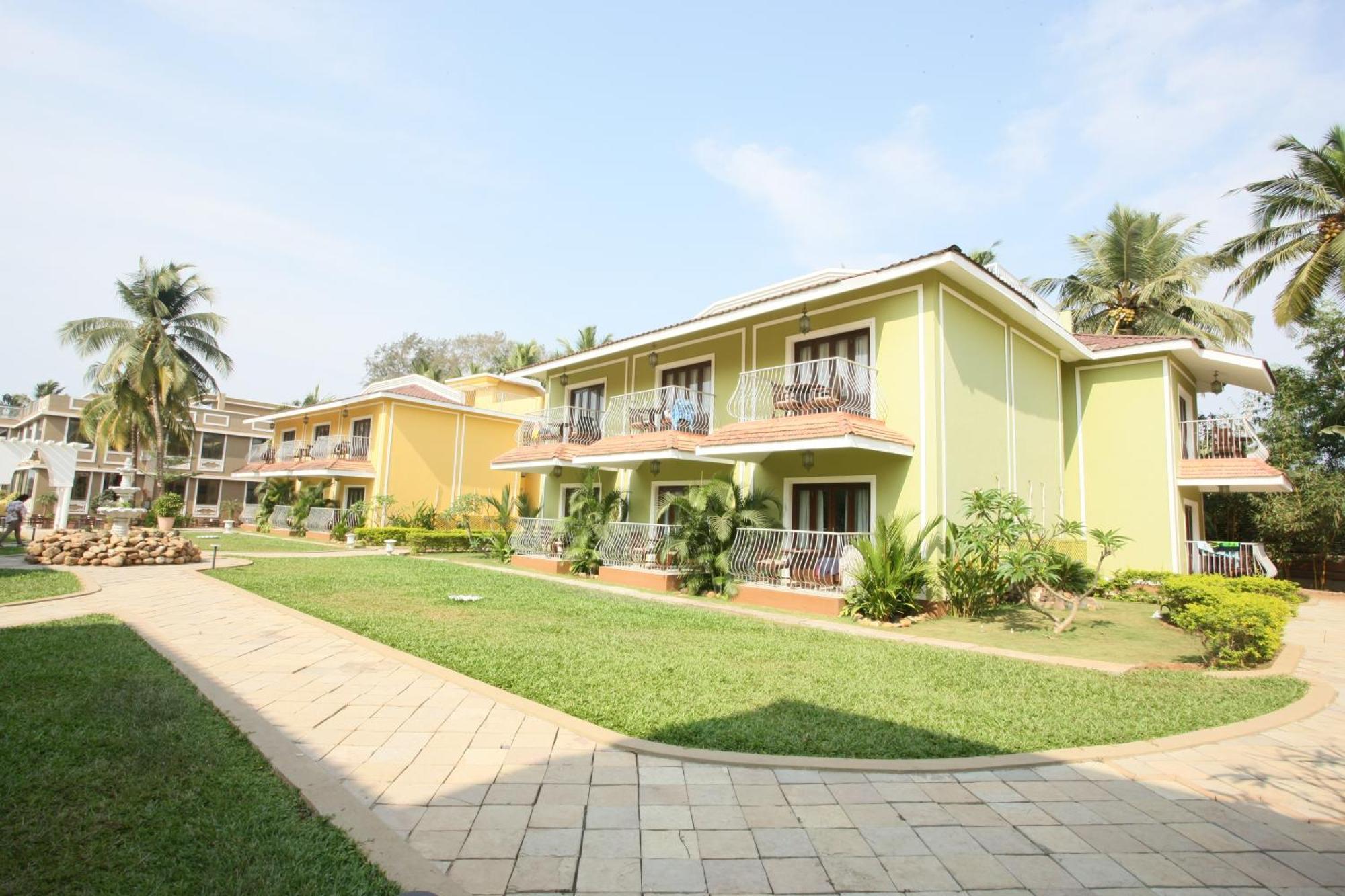 คลับ มหินทรา อคาเซีย ปาล์ม Hotel โคลวา ภายนอก รูปภาพ